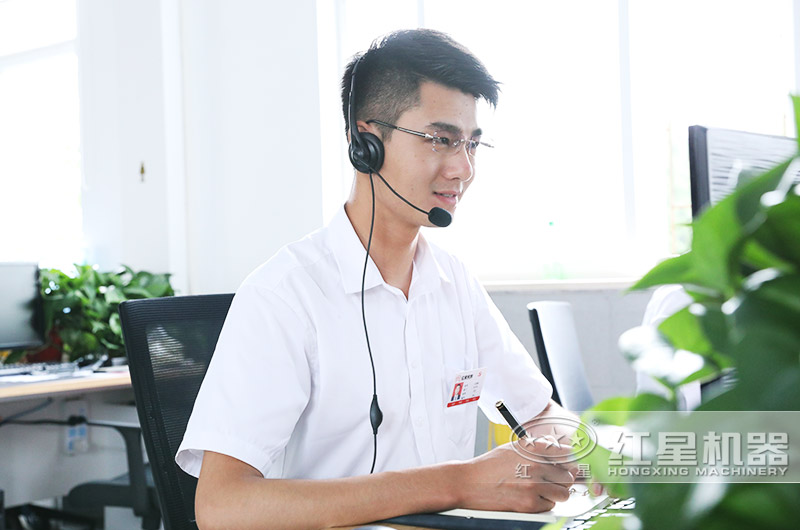 24小時(shí)客服接待，隨時(shí)待命解決用戶疑惑