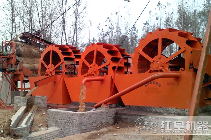 河南鄭州客戶石粉洗砂機(jī)現(xiàn)場(chǎng) 河南鄭州客戶石粉洗砂機(jī)現(xiàn)場(chǎng)