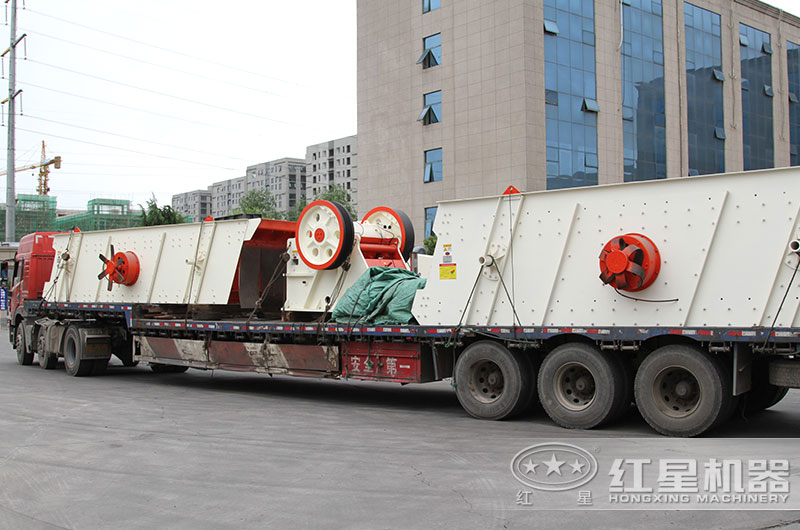 小型顎式破碎機設(shè)備圖片 小型顎式破碎機設(shè)備圖片