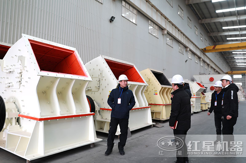 客戶(hù)到設(shè)備車(chē)間參觀