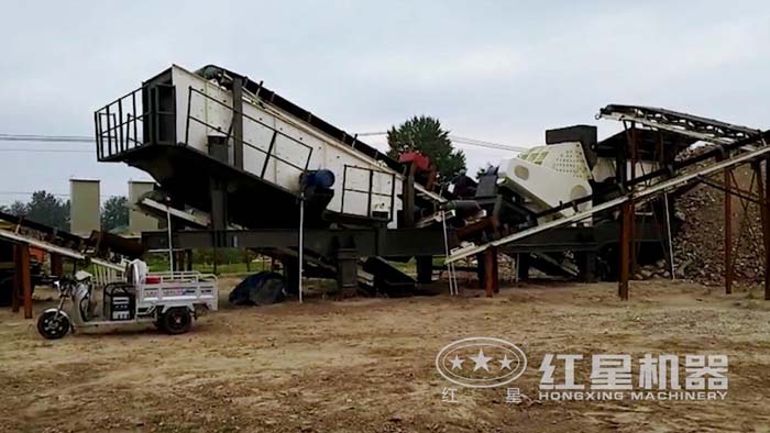 河北重錘破移動破碎站碎煤現場，碎煤簡單，一機搞定